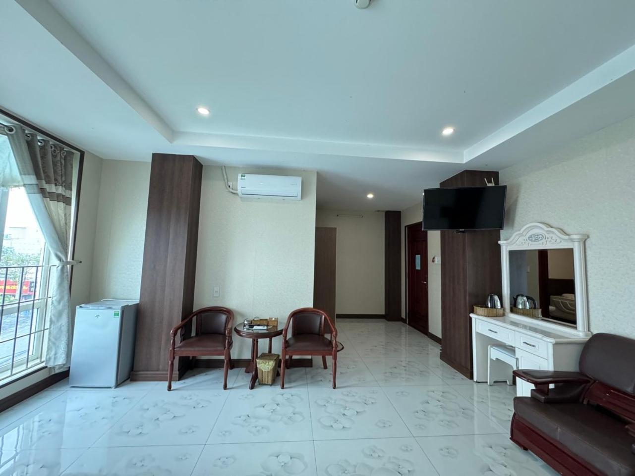 Thanh Dat Hotel Bac Lieu Zewnętrze zdjęcie